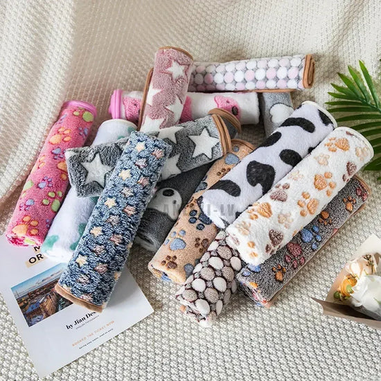 Fluffy Sleeping Blanket for Dog or Cat